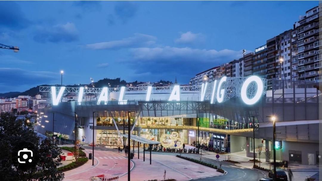 Tranquilo Apartamento Con Parking Gratis Vigilado 24H Vigo Exteriör bild